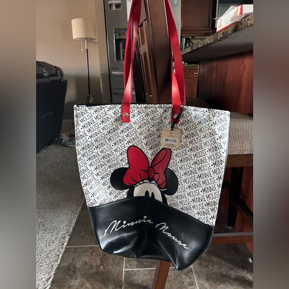 NWT Hallmark Minnie Mouse Tote